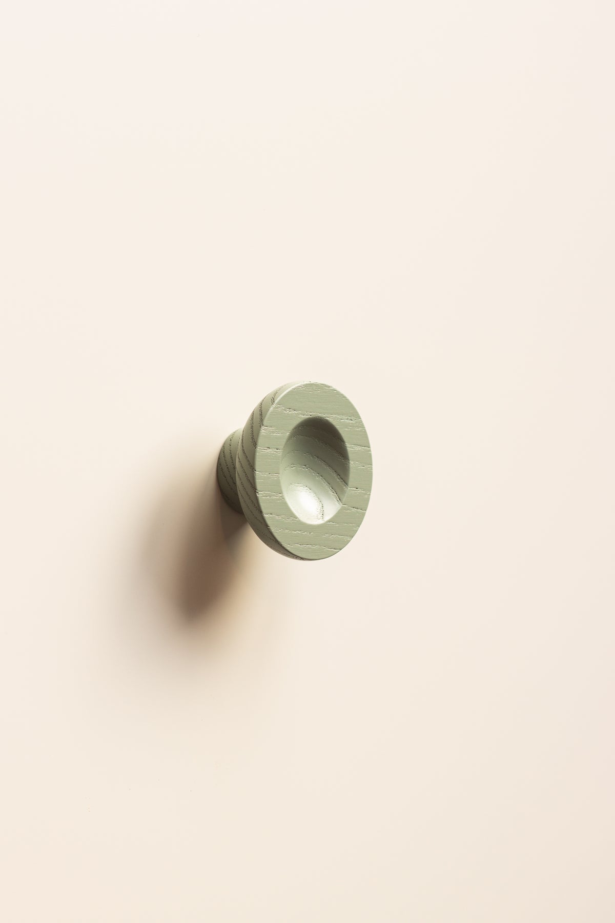 Uchwyt meblowy Avocado w kolorze Sage Green – Filigrana
