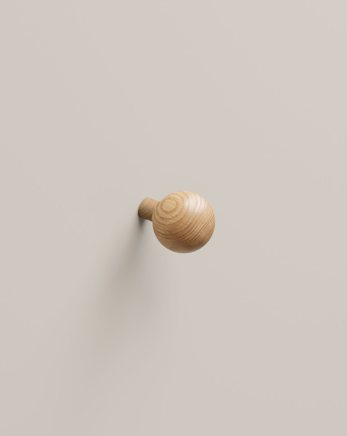 Gałka meblowa Globo 1 z toczonego dębu, Natural Oak – Filigrana